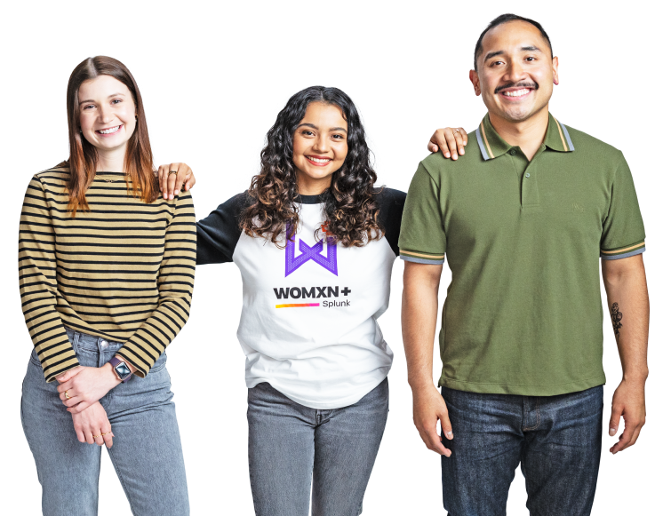 Drei Splunkterns, die in die Kamera lächeln; die Praktikantin in der Mitte trägt ein T-Shirt von „Womxn+“, einer unserer Employee Resource Groups.