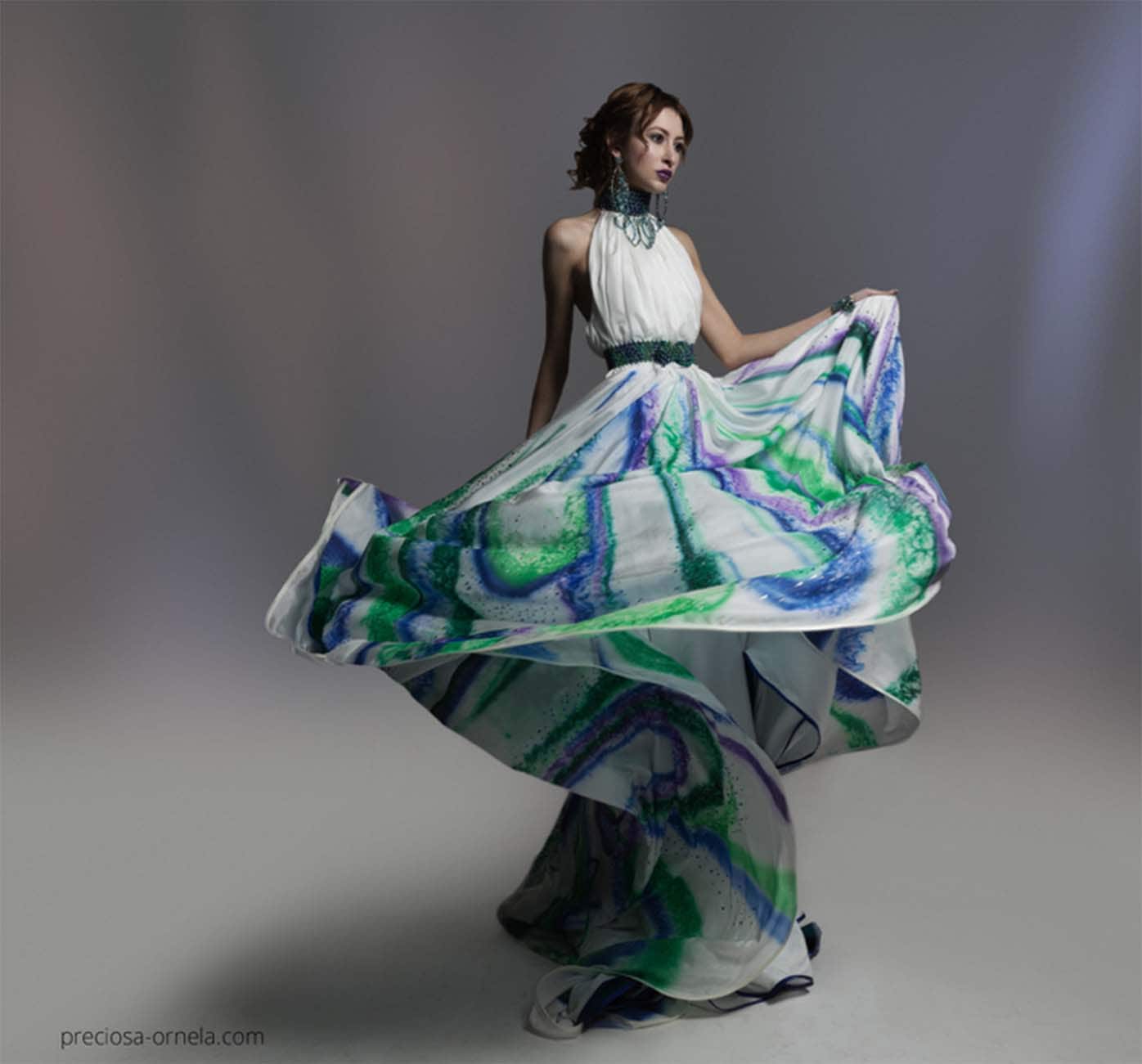 model luxury dress