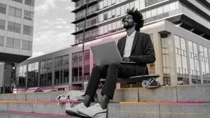 Prognosen 2025: Wie Führungskräfte mehr digitale Resilienz schaffen